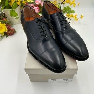 Men’s Santoni lace up dress shoes size 10.5 made in Italy.